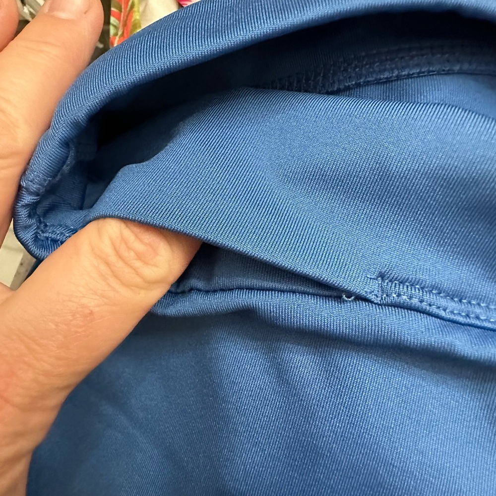 Reel Legends Active Wear shorts, blue size small like new - Picture 4 of 4